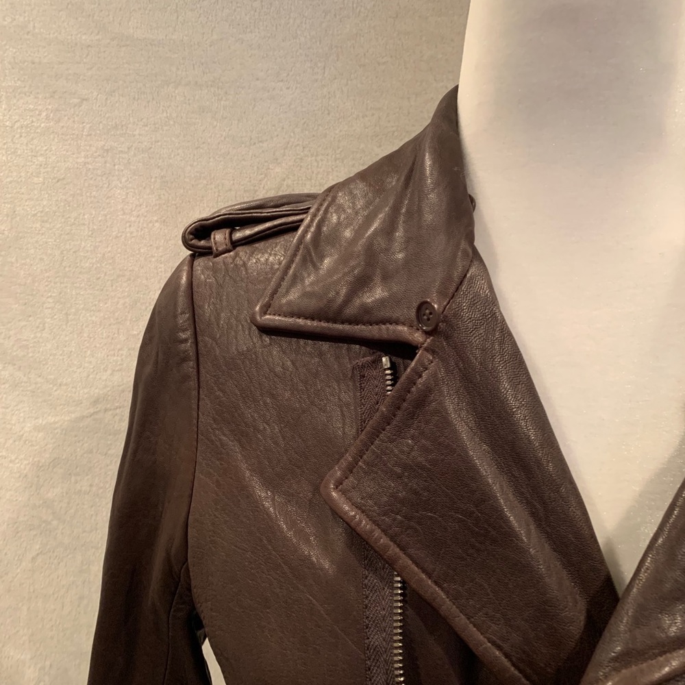 Jacket, leather, NWT, leather moto jacket. Removable fur collar - Picture 14 of 15